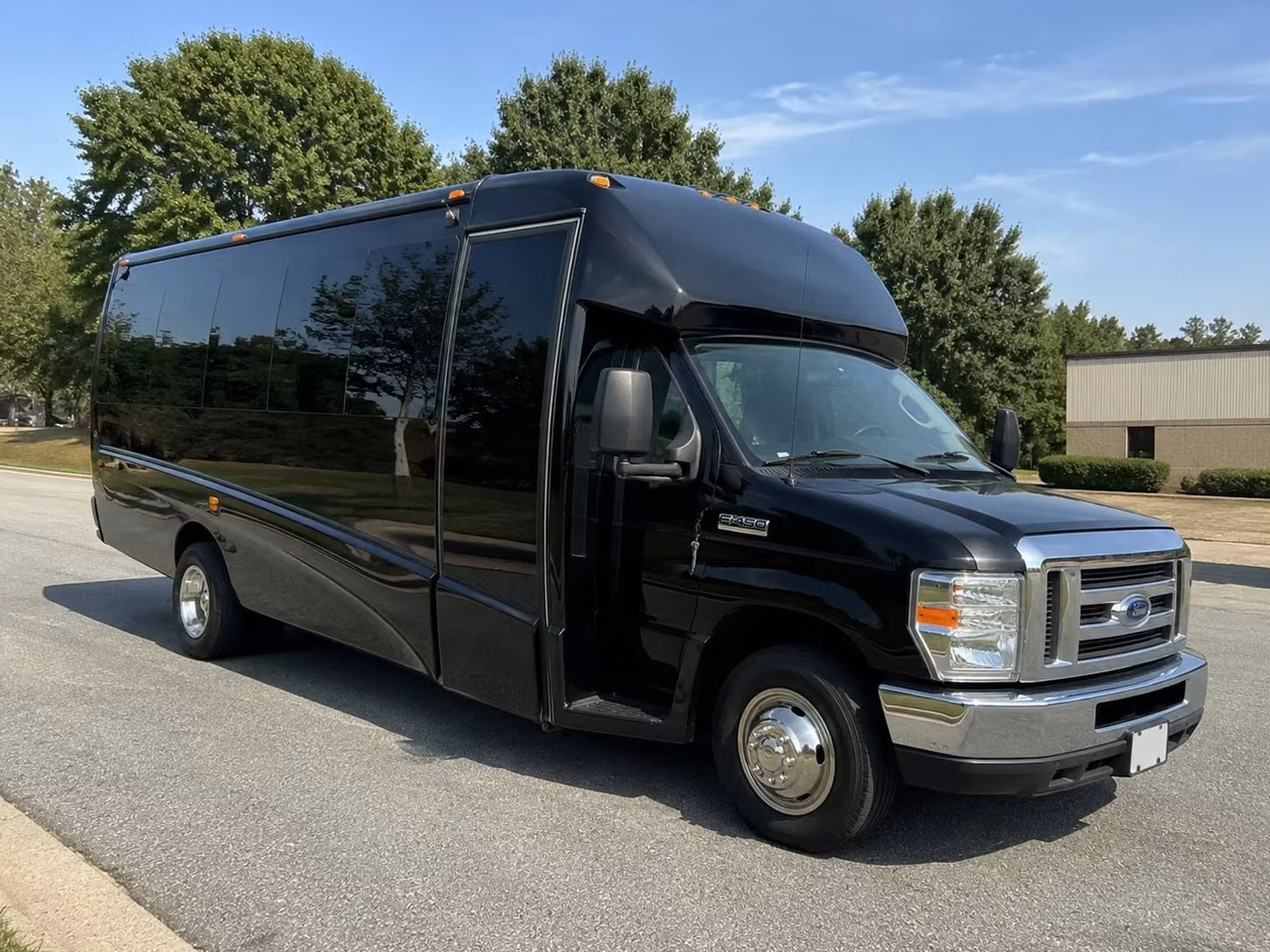 18 passenger minibus